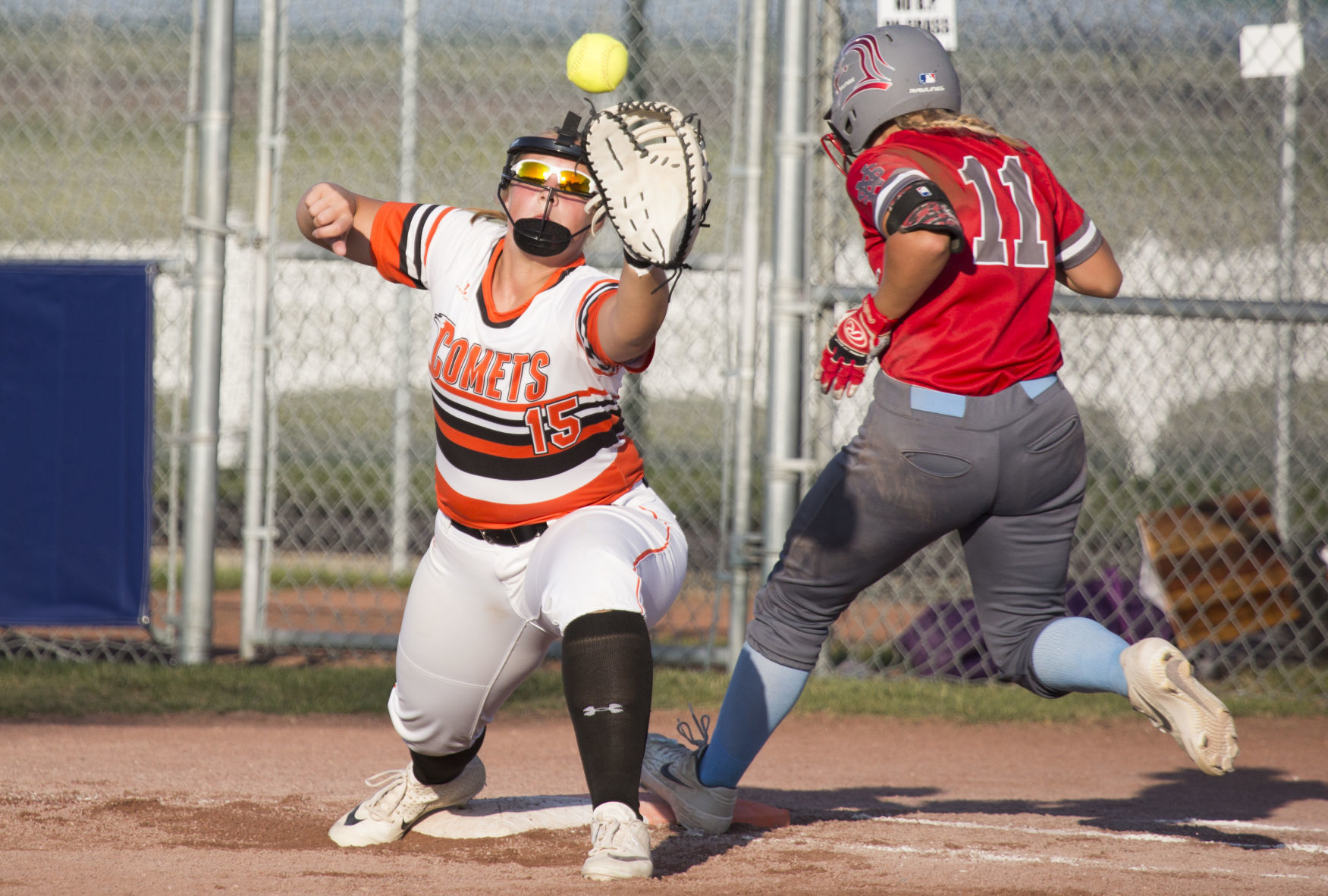 072419-state-softball-charles-city-05